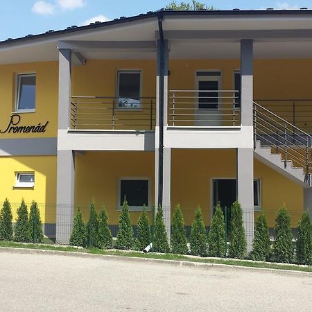 Promenád apartmán Veľký Meder Kültér fotó