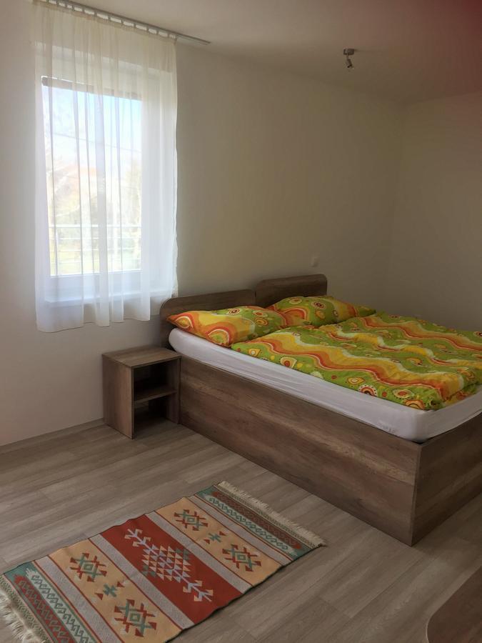Promenád apartmán Veľký Meder Kültér fotó