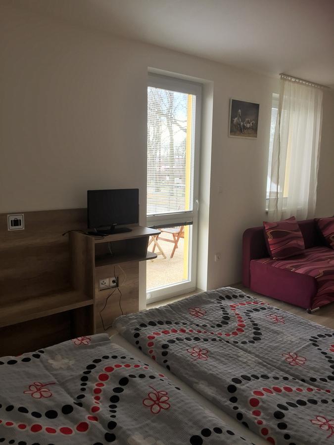 Promenád apartmán Veľký Meder Kültér fotó